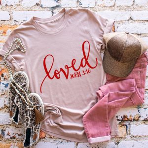 Loved John 3:16 script red T-Shirt